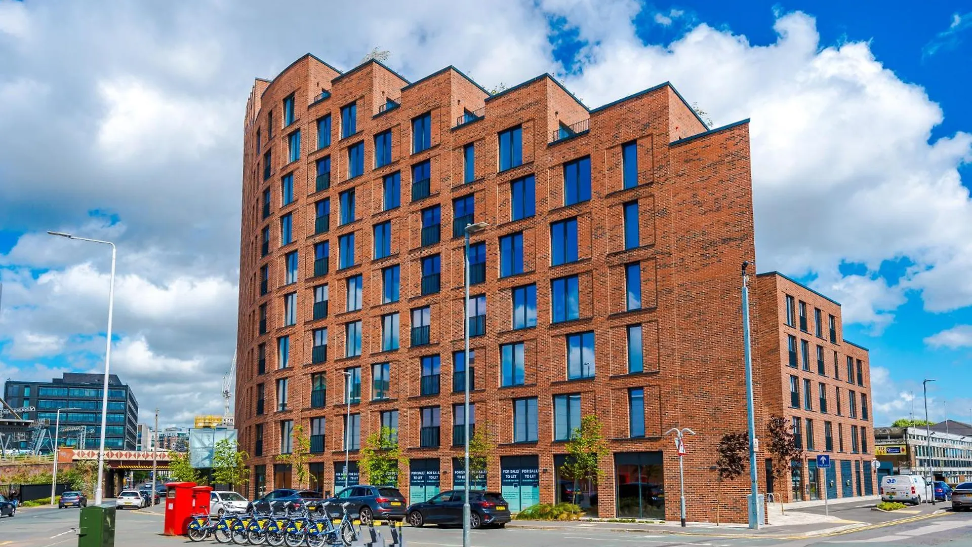 Premium 3 Bed Apartment City Centre - Free Parking Leeds   Leeds (West Yorkshire)