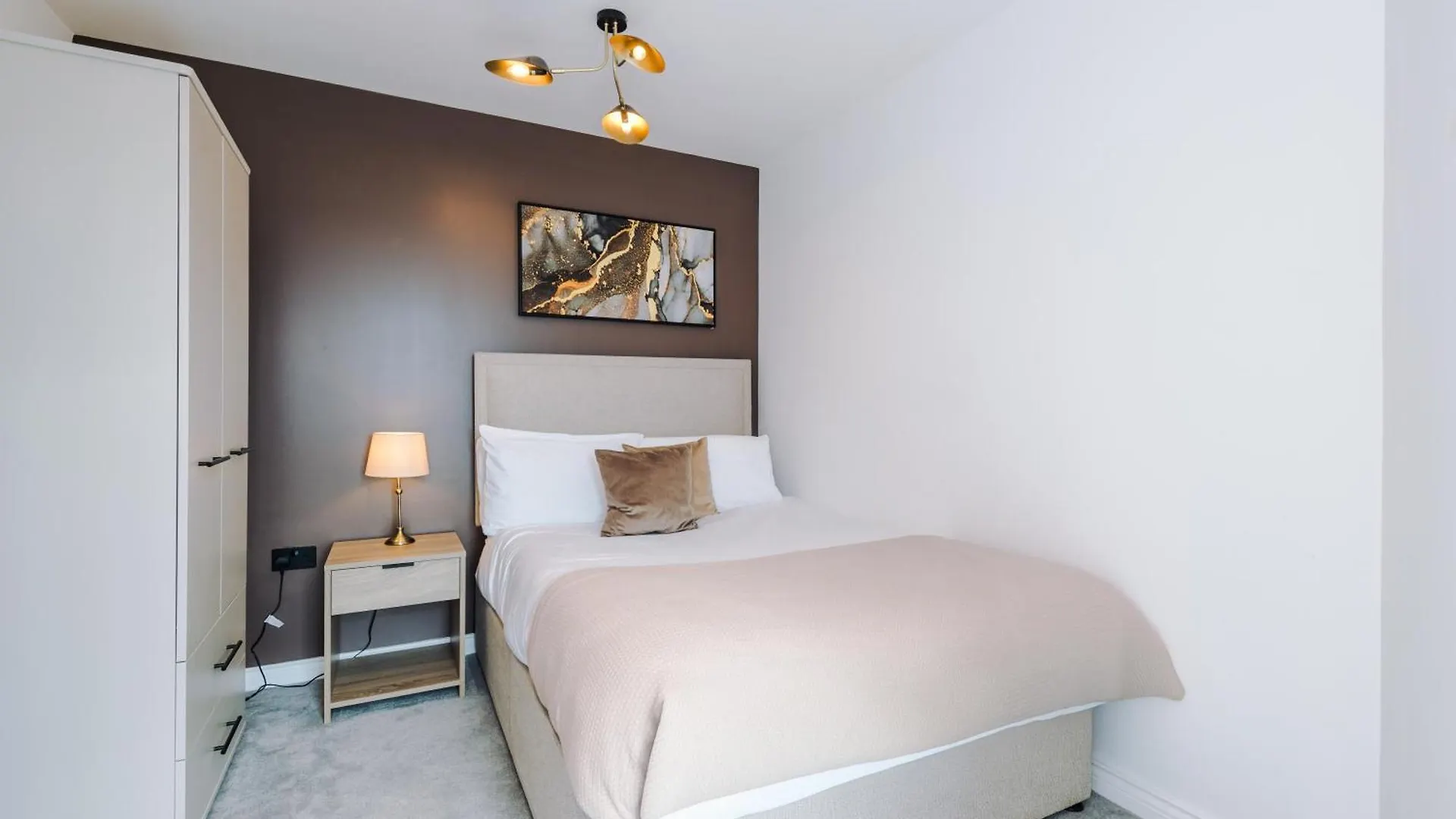 Premium 3 Bed Apartment City Centre - Free Parking Leeds